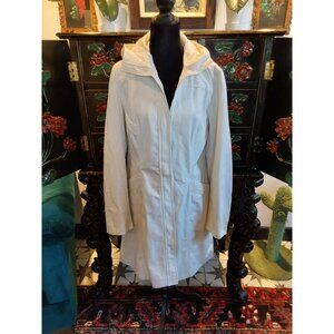 NWOT H&M Divided Cream Hooded Women's Coat. Fab style. Size 12